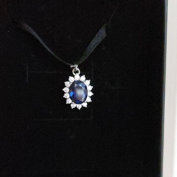 Host Pick 🥳2.6 Carat Swiss Sapphire Sterling Silver Necklace - Picture 7 of 11